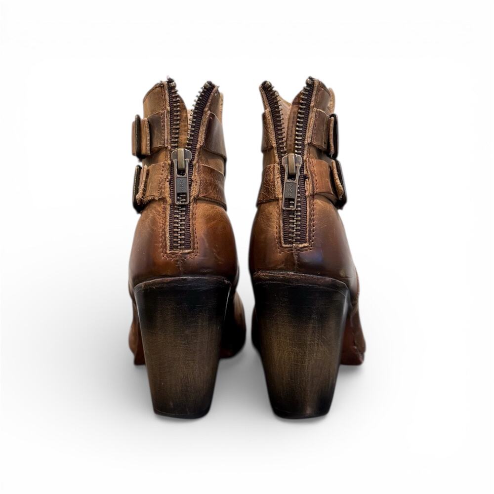 FREEBIRD Malry Leather Ankle Booties Brown – Size 8 – EUC - Picture 3 of 9